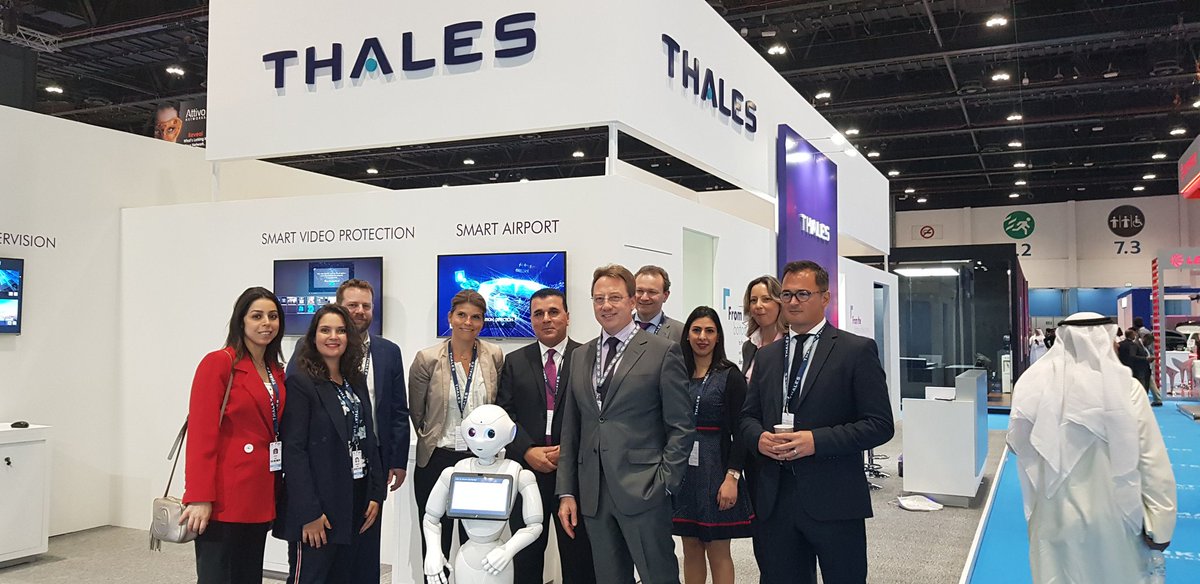 ludovic_pouille's tweet photo. Rencontres avec de belles entreprises françaises sur le salon #ISNRAbuDhabi. L'excellence et l'innovation 🇫🇷 pour un monde plus sûr !
#Thales #Engie #AzurDrones #AxoneSys #NuancesTechnologies #Mirion.... https://t.co/nkmFnbKlis