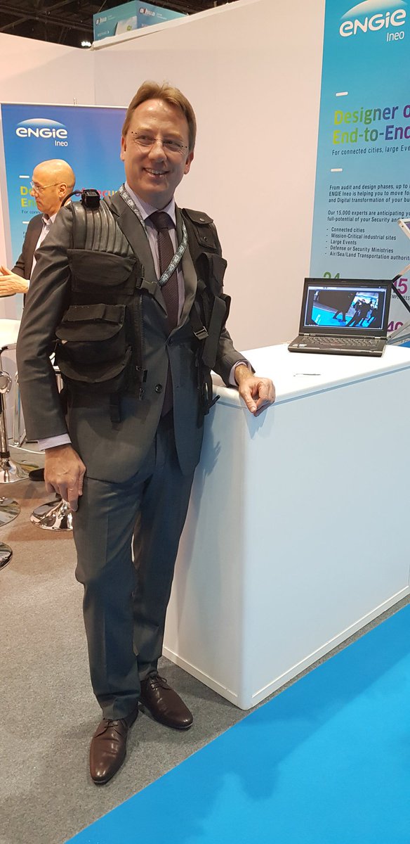 ludovic_pouille's tweet photo. Rencontres avec de belles entreprises françaises sur le salon #ISNRAbuDhabi. L'excellence et l'innovation 🇫🇷 pour un monde plus sûr !
#Thales #Engie #AzurDrones #AxoneSys #NuancesTechnologies #Mirion.... https://t.co/nkmFnbKlis