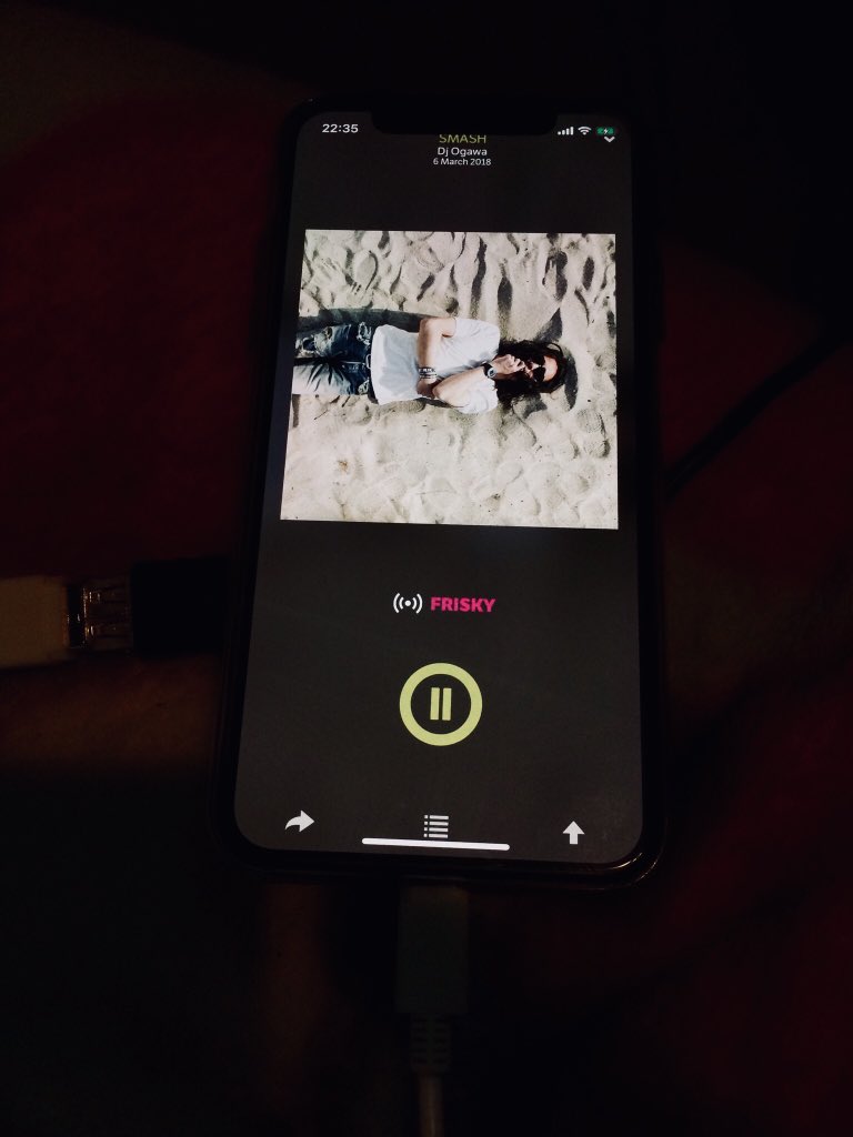 loopatsuo's tweet photo. 本当に今回は「細かい際立ち、美」が違う様な気がします!車で聴いてるからかな。
わー!いま22:40JPN始まる感じ、僕好きだと思う‼︎
#djOGAWA #SMASH #np #nowplaying #FRYSKY #FryskyRadio #progressivehouse #progressive #Clubmusic #DanceMusic #HOUSE #TECHNO #techhouse #TechnologyMusic https://t.co/Lsny90SSGa