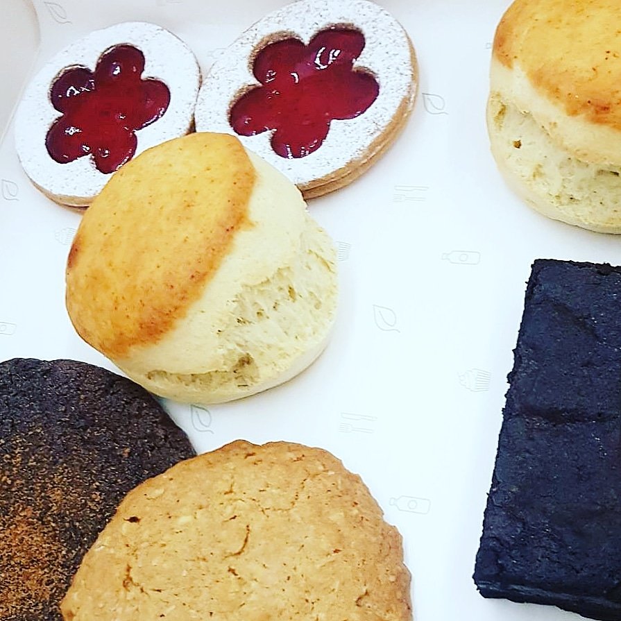 VdeliciousDeli's tweet photo. V E G A N ALL THE WAYπ±
#veganfoodsare #vegan #bakedpastries #plantbased #whatveganseat #happyvegan #vdelicious #vdeli #delicious #nutritious #HealthyFood #organic https://t.co/S599ZJL7aG