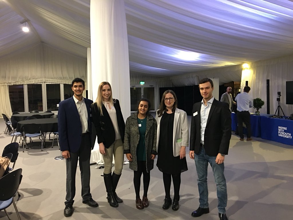 EnactusPlymouth's tweet photo. Some of our committee members had a fantastic evening celebrating 10 years of @formationzone who have been supporting Enactus Plymouth, it was great to also meet other start-ups and try out their gadgets! #enactusplymouth #formationzone #plymuni https://t.co/E6TpHq5UoT
