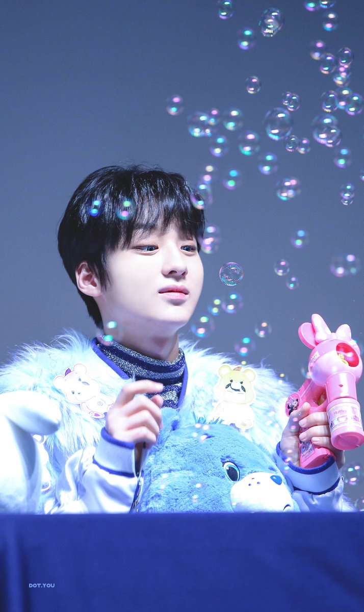 dot_you1221's tweet photo. 180304   반짝반짝 빛나는 비눗방울처럼( ⁎ᵕᴗᵕ⁎ )
-
#TRCNG #김지성 #지성지성 @TRCNG_official https://t.co/mWMbFOi786