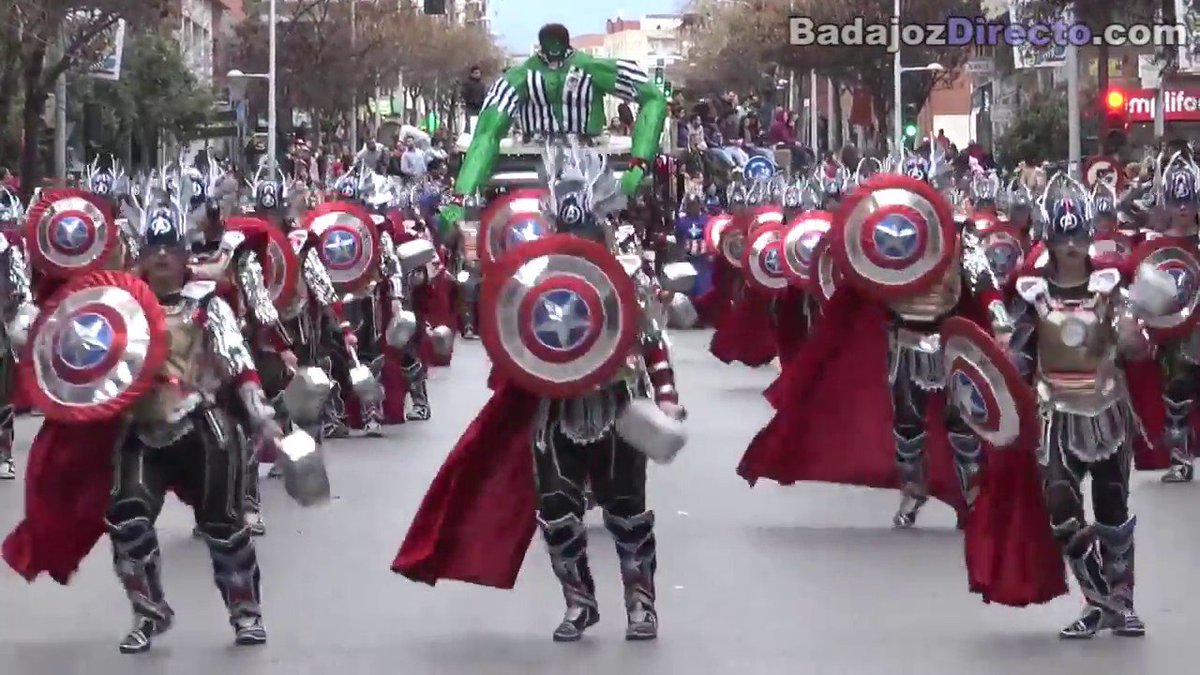Y este es el Hulk del carro de percusión de <a href="/MoracantanaBdjz/">Comparsa Moracantana</a> que les ha hecho merecedores del premio #RumberaDePlata por primera vez #PartidoCarnavalero