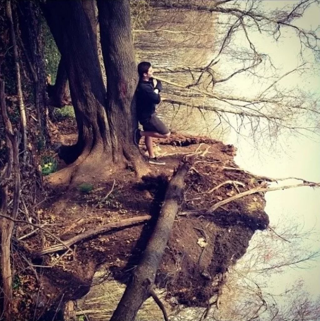 creapills's tweet photo. Il n'y a pas de lac dans cette photo 😲 https://t.co/9wluH7nIe6