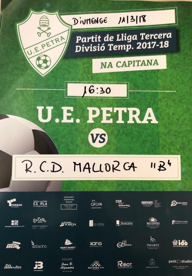ue_petra's tweet photo. Diumenge tots a Na Capitana, que rebem al líder de la categoria.
@ue_petra - @RCDMbase 
#fenthistòria https://t.co/a6Pg34SXnC