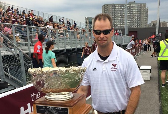 Gee Gees volunteer pleads guilty in child luring case: bit.ly/2dYQIl2 https://t.co/XyP0N4i0et