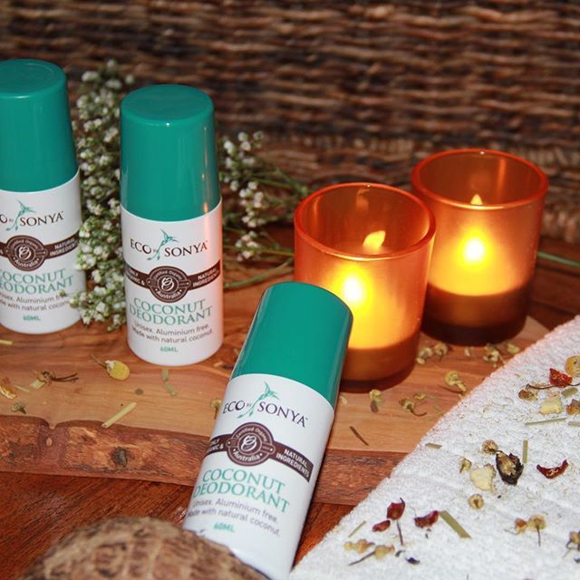 Getting ready for #spring with our coconuts natural deodorant, that’s is effective and non-irritant (baking soda free). 🌴🌰 Available ay link in bio. Get it now with 50% discount 👆🏼 #ecotan #coconut #kokos #naturaldeo #natuurlijkdeo ift.tt/2oLYAMG