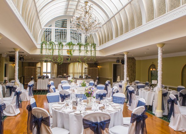 TeesWedding's tweet photo. 👩Looking for your #dreamweddingvenue
#weddingvenue 👦

The picturesque countryside setting and historic charm of #Headlamhall
makes for an idyllic setting to celebrate your special occasion.

💖 https://t.co/KQ6gcpvSoe 💖 https://t.co/N0wBNkiGbu