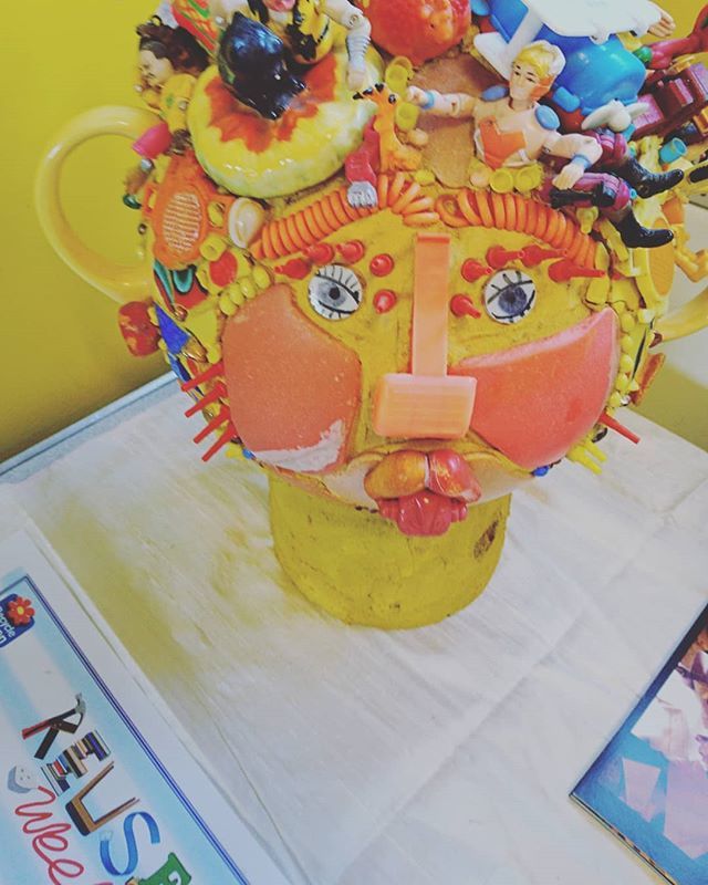Scrapstorexeter's tweet photo. It's Reuse week this week and we are a part of the Reuse Week - Exeter Arts Trail. Click the calendar entry for info. This is the face of Spring, one of four seasonal sculptures by Jan O'Highway. #reuseweek #exeter #creativereuse https://t.co/DbApV6kgml https://t.co/qY1p6jChX3