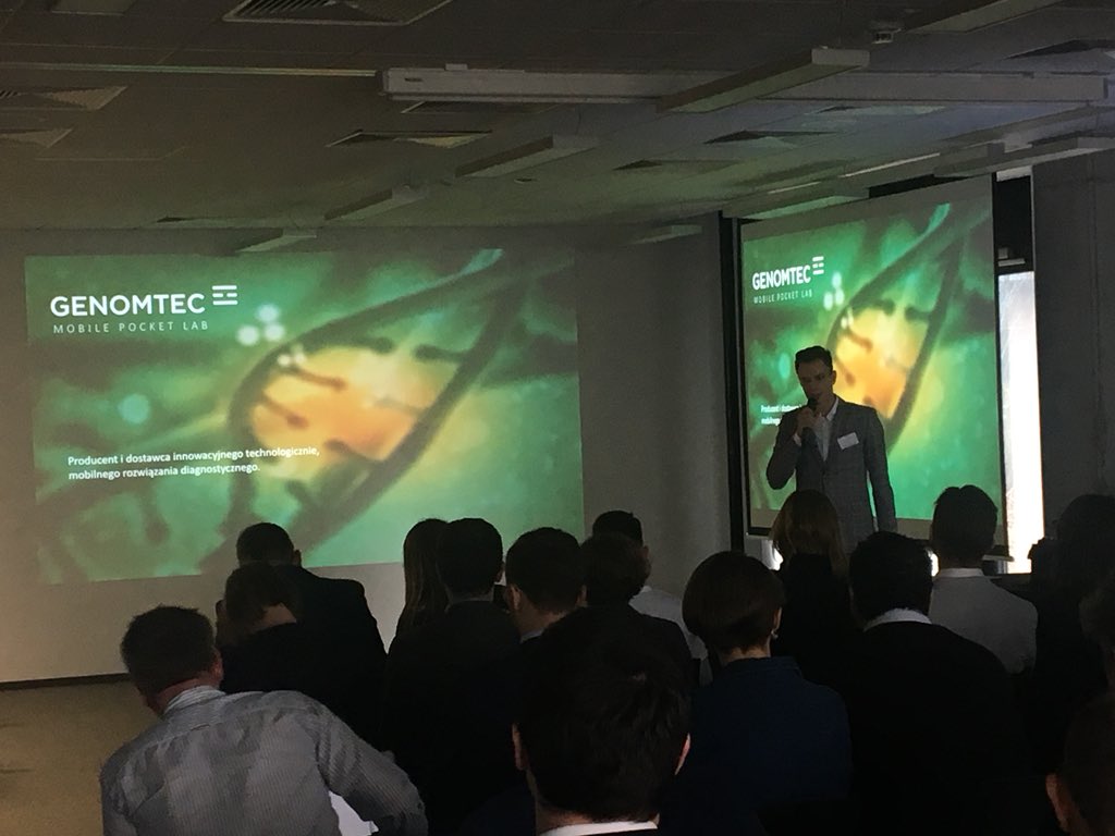 wszolakatarzyna's tweet photo. #KonradKrajewski @Genomtec na @techBrainers #PilotMaker #DemoDay wspolpraca z @Amplus #Startups and #corporations cooperation @techBrainers #PilotMaker z @TauronPE @Amplus @CarrefourGroup @asseco_pl @Kross #RDClub #ScaleUp @parpgovpl w @hubhubcowork https://t.co/fbzyHhPsy1