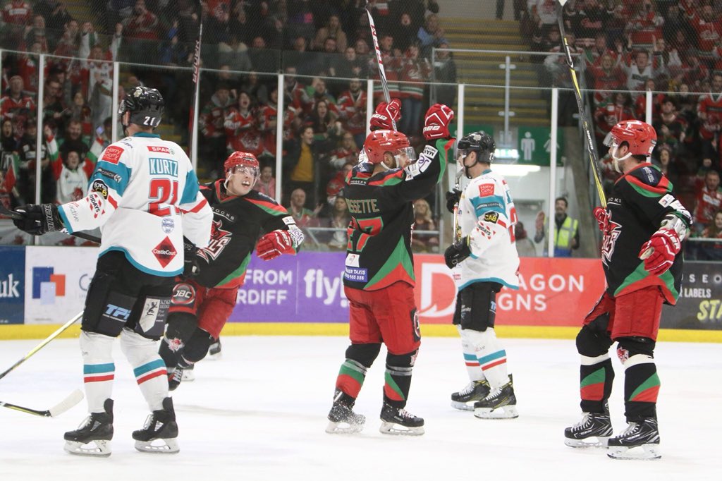 BelfastGiants's tweet photo. Thanks to everyone @cardiffdevils on hosting a great Challenge Cup Final @IceArenaWales👏

Not the result you guys wanted - though all staff + volunteers were classy &amp; professional to work with over the last month and on Sunday. Thank you🏴󠁧󠁢󠁷󠁬󠁳󠁿👍 #CCFinal18 https://t.co/xqeqmXPgnR
