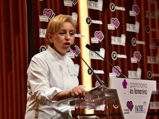 ''Susi es como de casa'' 
Nos cuenta sus inicios en la televisión, puedes verlo aquí ➡ bit.ly/DesayunoConDia…

<a href="/MujeresIgualdad/">Mujeres en Igualdad</a> <a href="/PlateaMAD/">Platea Madrid</a> <a href="/lafincaelche/">La Finca</a> #Gastroesfemenino #Gastronomía #Mujer #DíaDeLaMujer