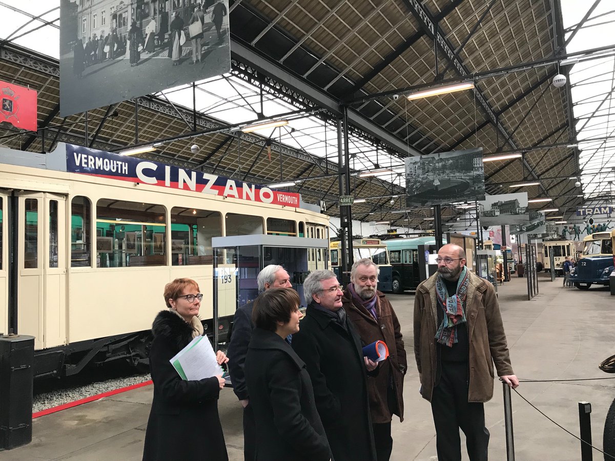 Rene_Collin's tweet photo. Perspectives d’avenir &amp; visite du @MuseeTransports à @VilledeLiege : une collection magique, une ballade à travers le temps mais aussi un véritable outil de réflexion sur la #mobilité au sens large @walloniatourism https://t.co/V9DQcacm4p