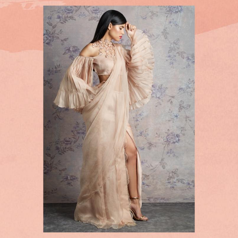 ShehlaaK's tweet photo. Our easy to wear version of a stitched sari makes quite the statement for a summer sari. #CapsuleCollection2018 https://t.co/V4fcDhXO9p