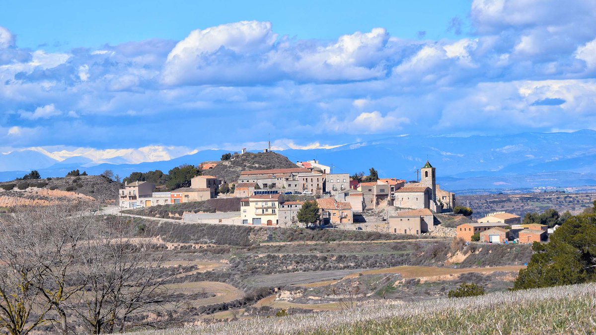 SomSegarra's tweet photo. Mirant muntanyes i pobles de @lasegarra a l'#hivern en #hdr, #bondia @aralleida @catexperience @descobrircat @qbitacola @catpaisatge @Turisme_Segarra @CERCLEsegre @LleidaTV (1 Castell de Timor, 2 Talavera, 3 Rubinat i 4 Montlleó) https://t.co/EI2p8nH8oq