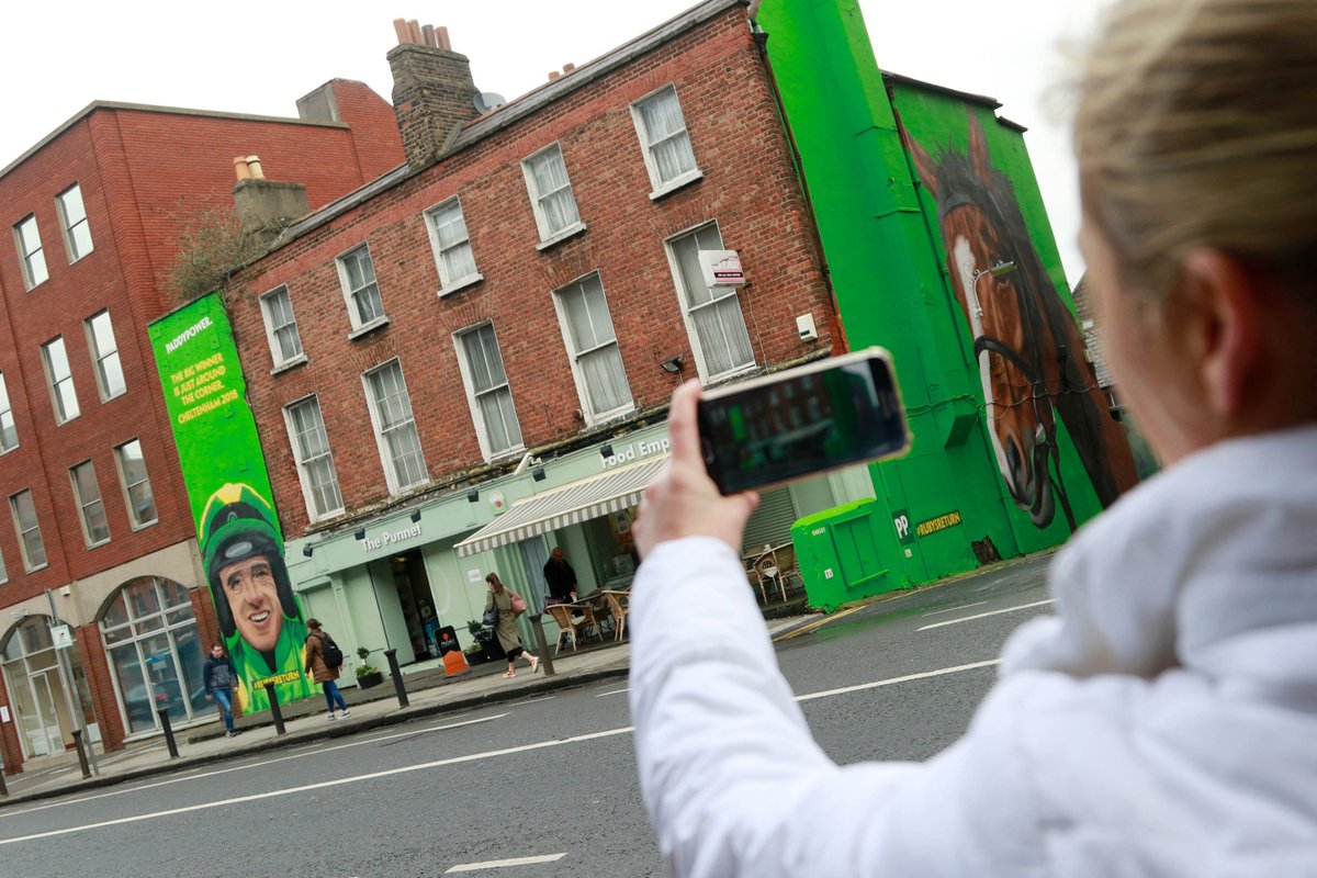 kmorganvisuals's tweet photo. With Cheltenham just days away, Paddy Power celebrated champion jockey Ruby Walsh’s return to the saddle, by creating an image of Ruby and racehorse Faugheen on a building in the capital with the help of famed artist collective #SUBSET #RUBYSRETURN @paddypower #Cheltenham #Dublin https://t.co/Gal55zVdyL