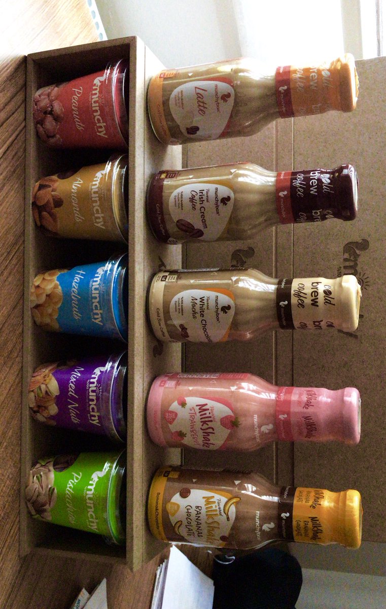 munchyboxx's tweet photo. Canavarlar hazır 🔥🔥 #coldcoffee #Nuts #coffeetime #Coffee #soğukkahve #kuruyemiş https://t.co/oxCWYz4hiM