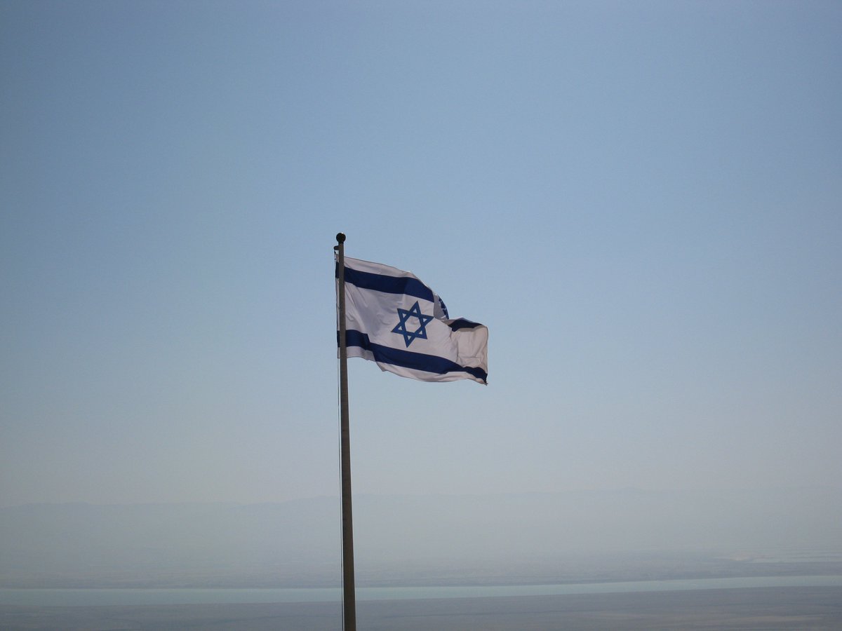 EllaDoGood's tweet photo. When a photo says more than thousands words...🇮🇱❤️💙 #israel #dogood #ella #followme #volunteer #donations #begood https://t.co/lJvGAEHOL0