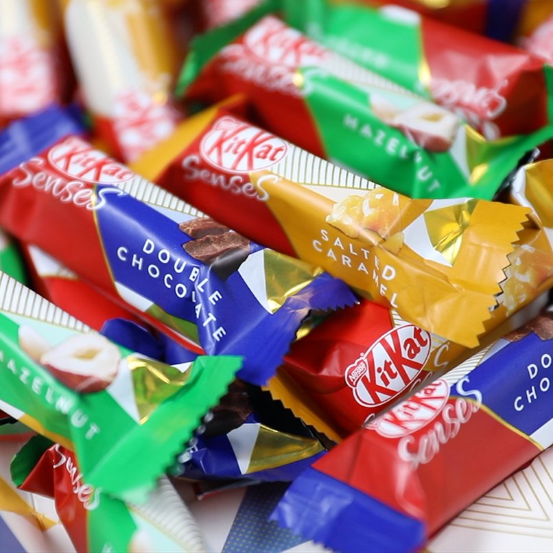 Choc_and_Chalk's tweet photo. #Nestle are launching luxury #KITKATs - ahhh these sound good! 
https://t.co/54w1fK1QtJ https://t.co/7Sb7kbCafj