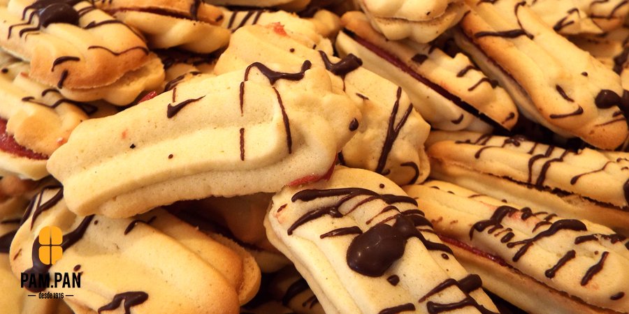 pampancl's tweet photo. Unas deliciosas Galletas Surtidas PamPan para empezar el día Martes 💪 Cuéntanos cuál es tu favorito? 🤤 el de nosotros sin duda las Mini Delicias! 😍😍😍💫

#galletasurtidas #pampan #galletas https://t.co/ziarCPJ3mU
