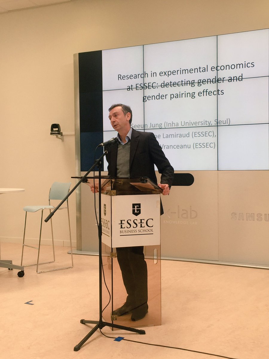 ESSEC Business School tweet media