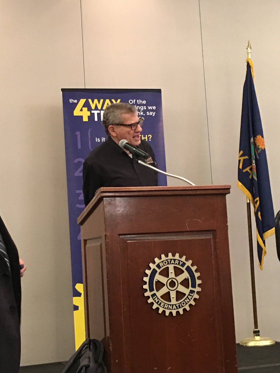 Sunflowerbenies's tweet photo. What an honor to listen to one of Kansas City’s finest- Barnett C. Helzberg, Jr. at the Overland Park Rotary Club!  KC entrepreneurs and start ups are lucky to have such an awesome resource!Helzberg Entrepreneurial Mentorship Program #HEMP https://t.co/L0N0GMaUCK