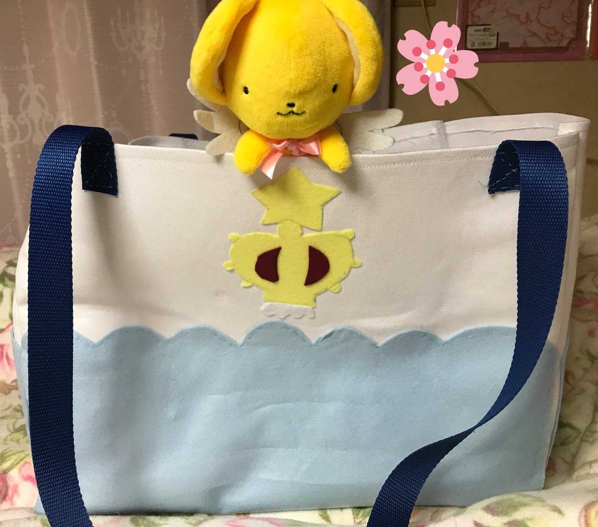 美桜໒ さくらちゃん大好き A Twitter こんな時間までかかってしまいましたが 水族館 千代田区さくら祭りデートでさくらちゃんが使うバッグを再現しました 水色の山と谷を作るのが大変だったけれど やりがいはありました 私もデートしたい カード