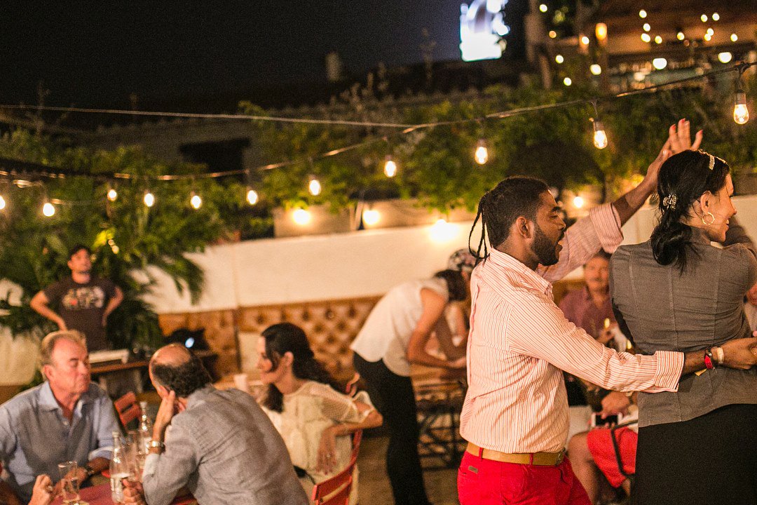 MondoTravelMkt's tweet photo. Aula privativa de Salsa no Rooftop do #Alquimico #cartagena #nightlife #colombiaessabrosura #incentivedestination #eventprofs #letsMICEtogether @dmccolombia https://t.co/rkTse8iQSu