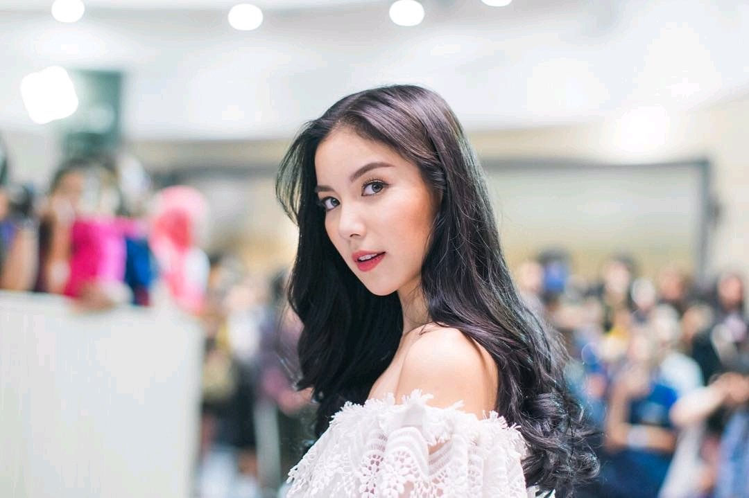 Dao_MookW's tweet photo. น่ารักมากค่ะพี่มุก ❤ สวย! 💘💘 https://t.co/MBrdthZV9i
