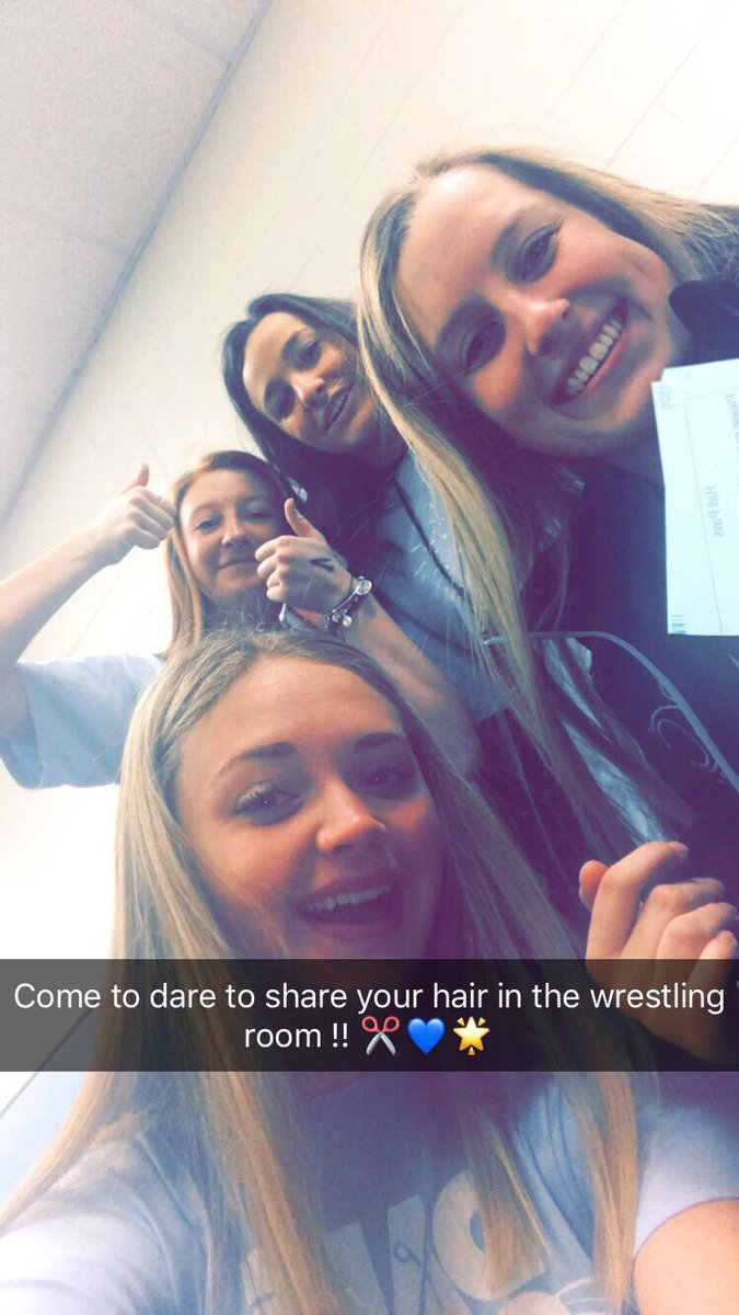 macy_rooney's tweet photo. Dare to share your hair in the wrestling room this Tuesday and Thursday! #weloveviolet #welovelilly #wishweek2018 βοΈππππ https://t.co/zEsZPqIOPC