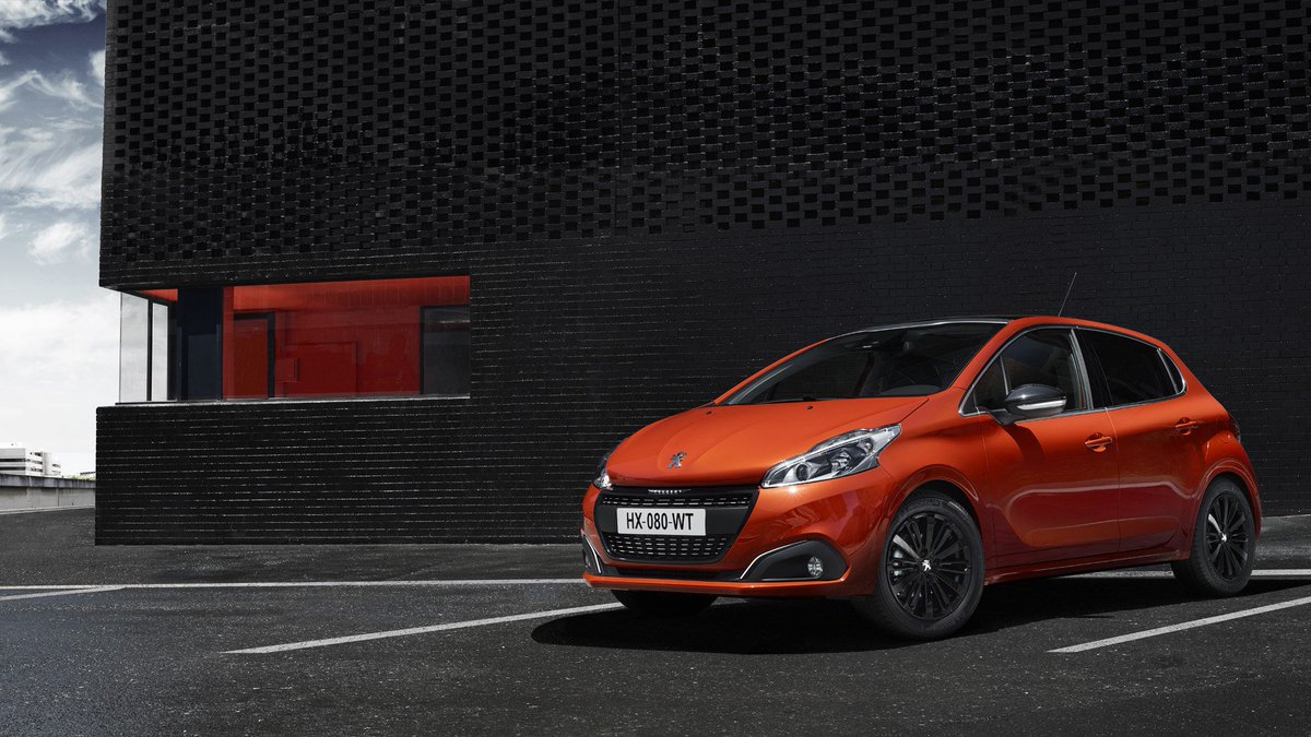 La compacidad, la ligereza, la aerodinámica y el comportamiento en carretera del nuevo PEUGEOT 208 le confieren una perfecta integración entre confort y adherencia a la carretera.

bit.ly/2BsfeVf