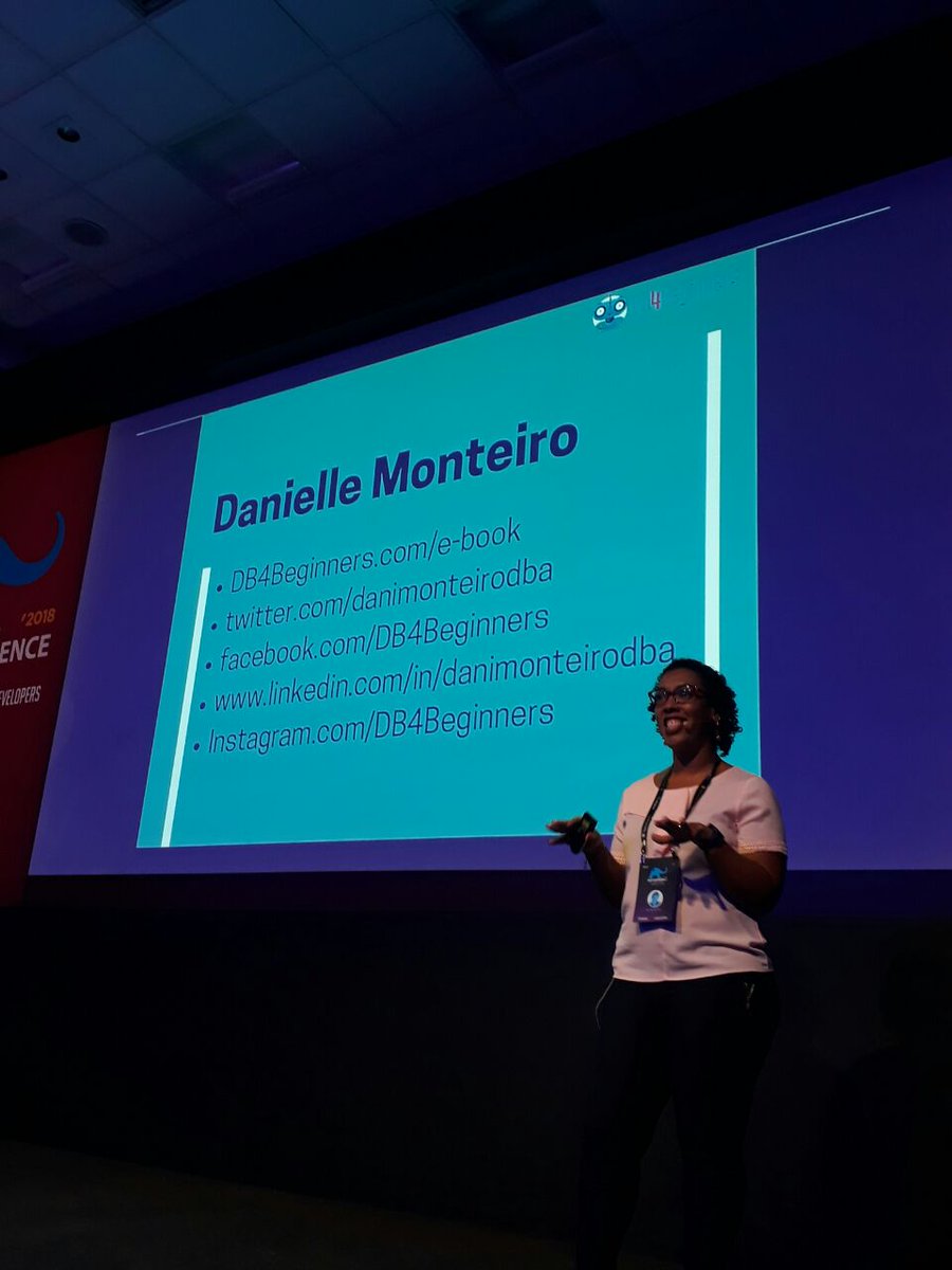 PHPWomenBR's tweet image. Olha a mulherada na #PHPx2018