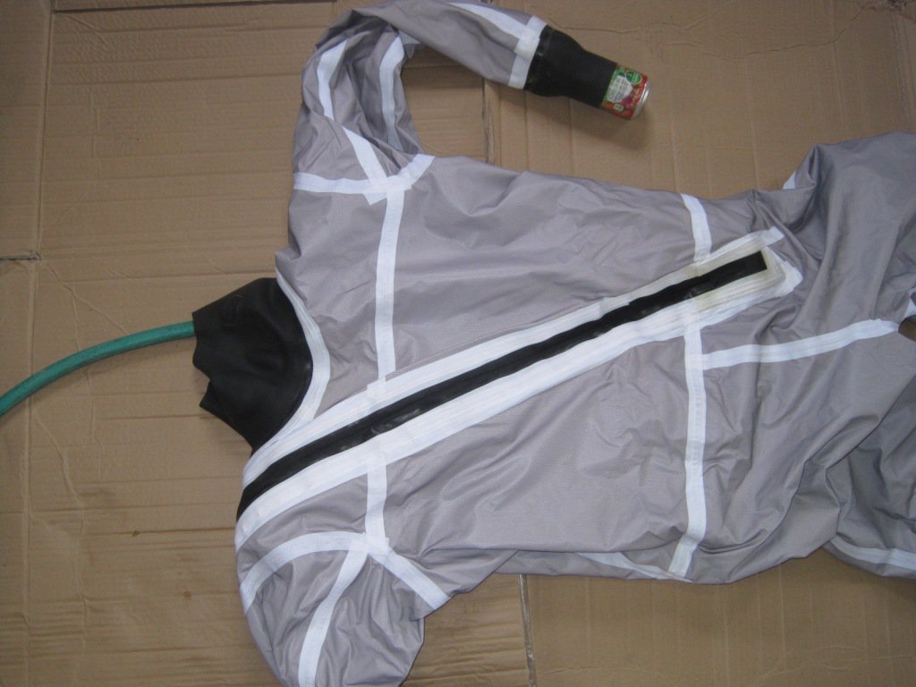 MythicGear's tweet photo. Have a hard-to-find leak in your #drysuit? Here's a good DIY method to pinpoint it. 
https://t.co/NtpgZ5eS3h https://t.co/OFUSxst4Gx