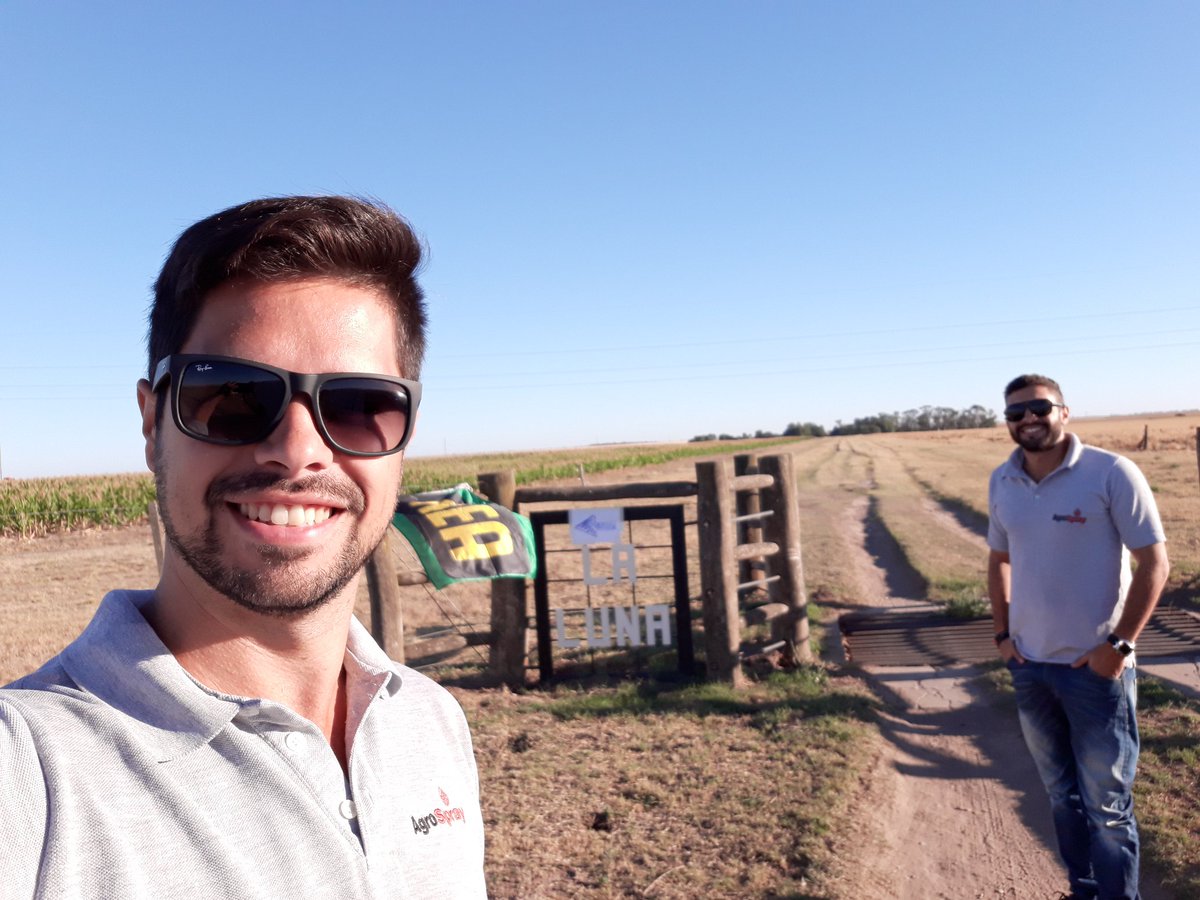 LihuelSartini's tweet photo. Muy buena jornada de recorrida e intercambios de conocimientos!   Felicitaciones x seguir apostando a las #bpas @joacbello @mariapaolini_ @crea_arg @AgroSprayAR #proyectomalezas #bpa #aplicacioneseficientes #pulverizacioneseficientes #excelenciaenpulverizacion #lihuel007 https://t.co/OJqGEA3ib7