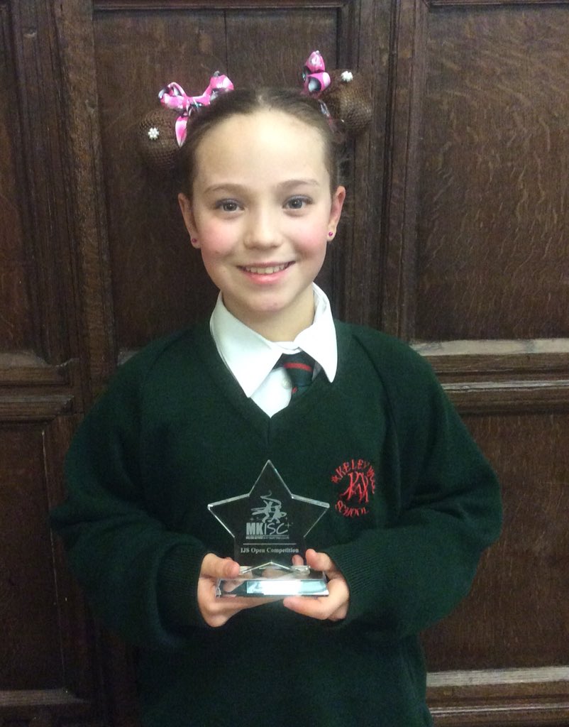 KSPHead's tweet image. Congratulations to Lotte Taylor who came second in the Beginner Ladies age 11 category #MKISC ice skating competition #PlanetIce today.