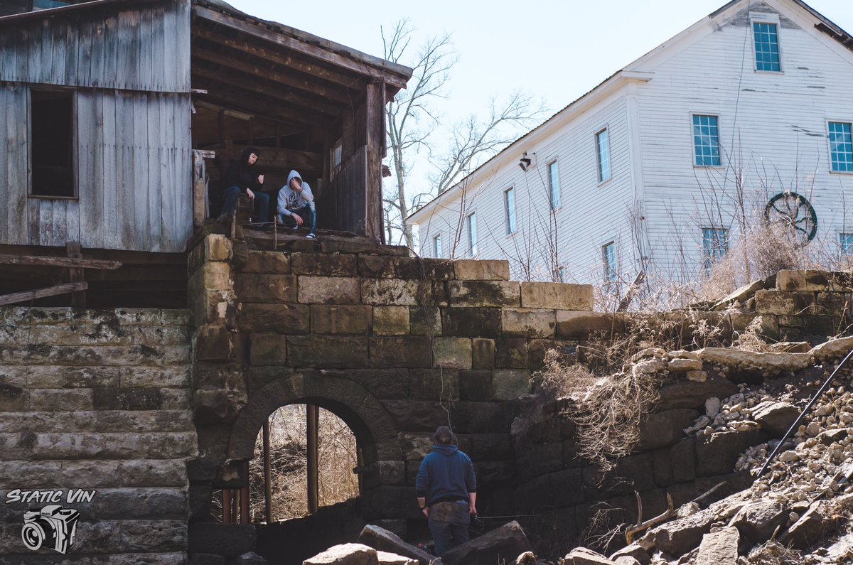 static_vin's tweet image. 😌