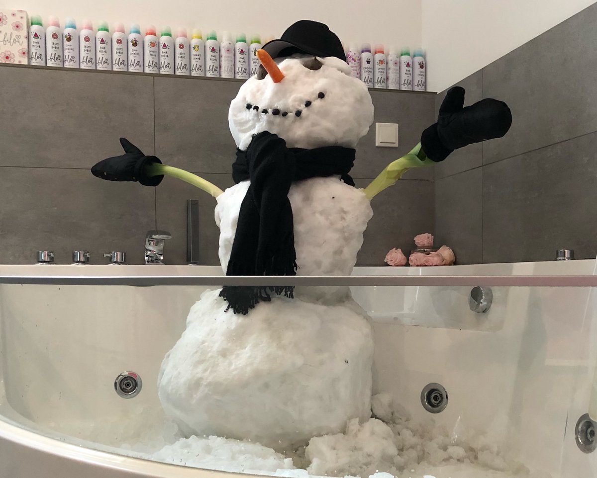 julienco_'s tweet photo. Völlig normal. https://t.co/fW9UM4wWBC