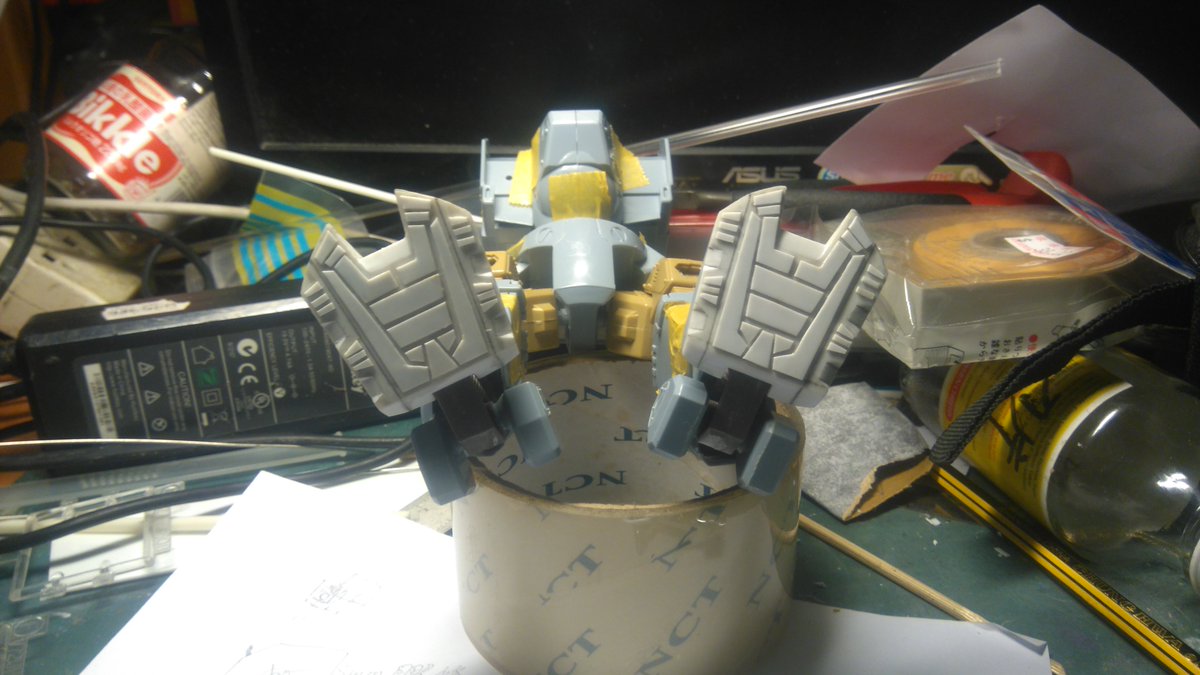 1/72アタックトマホーク製作
腳底改造。