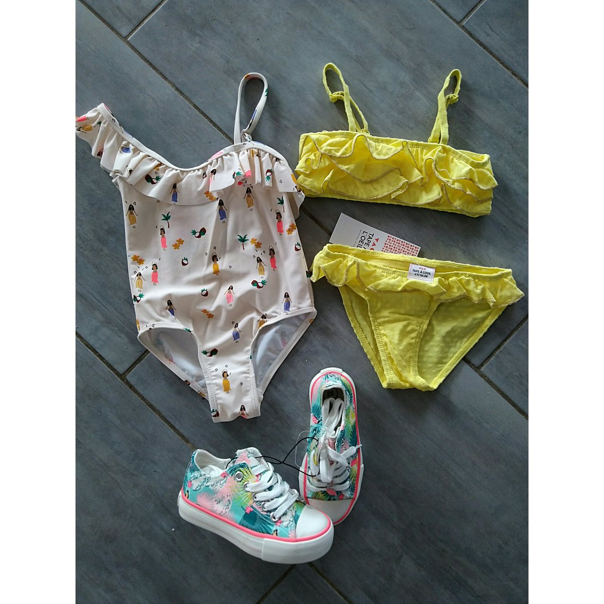 Merci <a href="/tapealoeil/">Tape à l'oeil</a> pour cette jolie surprise au courrier aujourd hui ... collection ete a retrouver de toute urgence en magasin 😍 #ambassadeur  #influenceur #tapealoeil #mode #tenue #look #enfant #shopping #fashion #nouvellecollection #collectionete #merci #cadeau