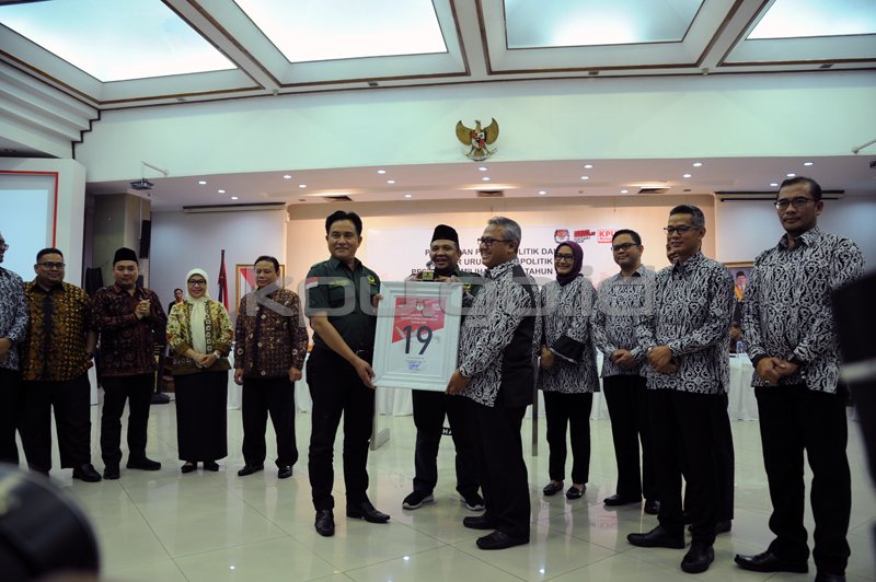 Berita | kpu.go.id/index.php/post… Ditetapkan Jadi Peserta Pemilu 2019, PBB Dapat Nomor Urut 19 #KPUmelayani