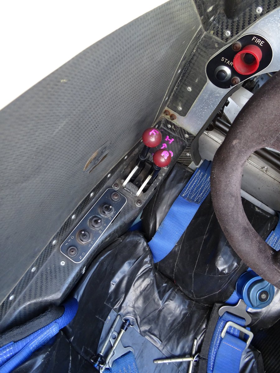 tokyo_car_parts's tweet photo. コックピットを見たいというリクエストをいただきましたので写真を掲載させていただきます。
#For Sale
#Marchives https://t.co/CpkRjsf6iG