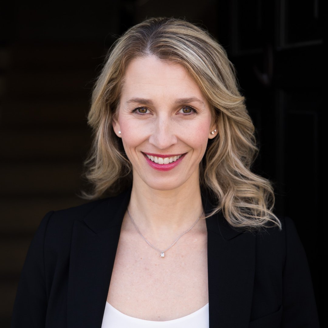 HeapsEstrin's tweet photo. We would like to officially welcome Claire Gordon who recently joined our team as a Sales Representative. Claire joins the team with ten years of experience trading in the central core and has worked with both first-time homebuyers and growing families. #heapsestrin #yourbestmove https://t.co/3ooA7vgd26
