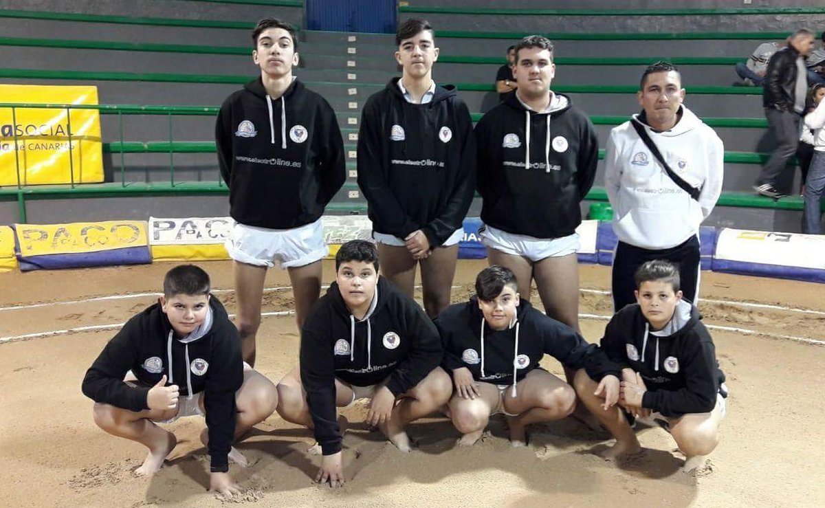 clcastromorales's tweet photo. Hoy martes a partir de las 20:00h en el Terrero Amado Díaz Guillén nuestra plantilla cadete se enfrentará al #CLRoqueNublo en la luchada de 'Vuelta' de las semifinales de la 'XL Copa Fundación Obra Social La Caja de Canarias'.

#CastroBien #Equipo #SiSePuede #Cantera https://t.co/rDtdUCL0ze