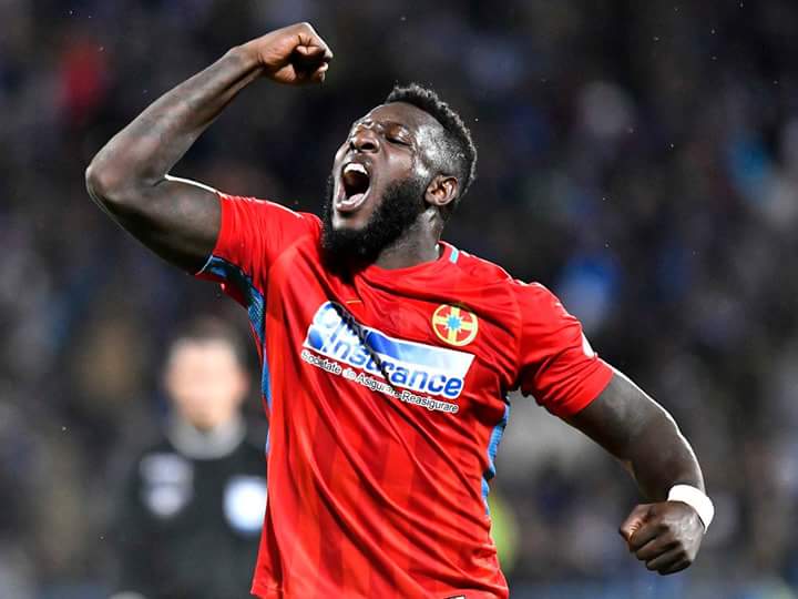 FCSB_ENG's tweet photo. Our striker,Harlem Gnohéré has 12 goals in 21 #RomanianLeague games.

can he bring us the win on sunday? 🤔🔴🔵

#FCSB #FCSteaua https://t.co/c67yYNwDYq