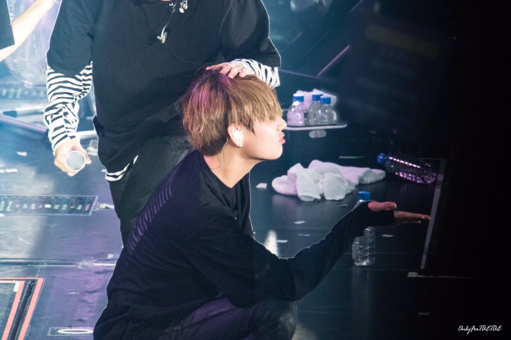 taehyungpic's tweet photo. #VMIN 🐯🐥

#iHeartAwards #BestFanArmy #BTSARMY  @BTS_twt https://t.co/YekBVzfAvx
