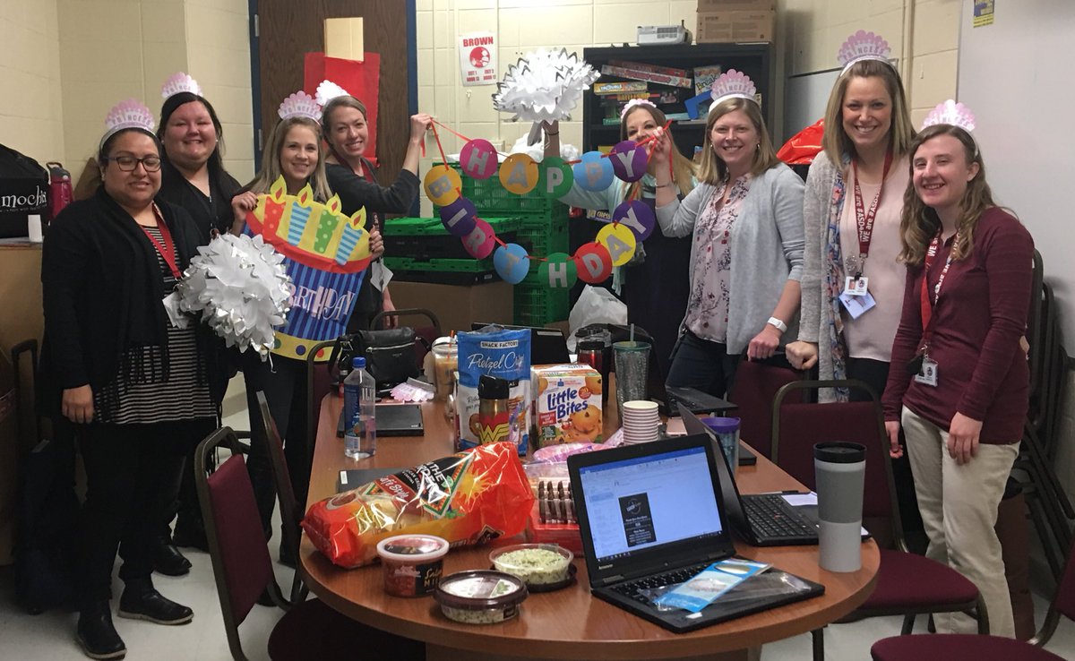 Happy Birthday, <a href="/CatlinGu/">Lina Guio</a>!!! Today we celebrate YOU!!!🎉🎉🎉 <a href="/lincolnasd4/">Lincoln School</a> #ASD4ALL