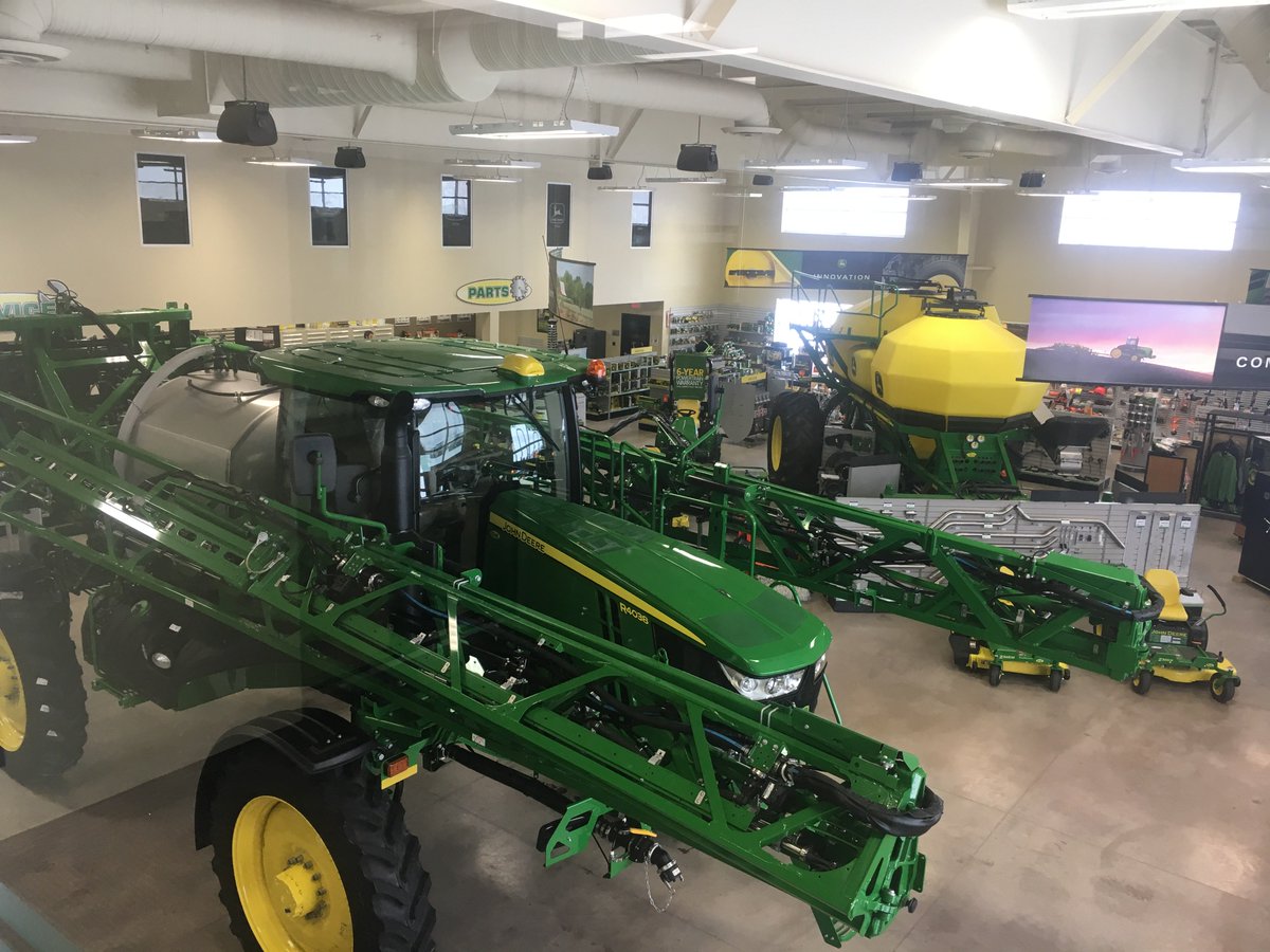 Our Sprayer Clinic in Morden today is still a go despite the snow!