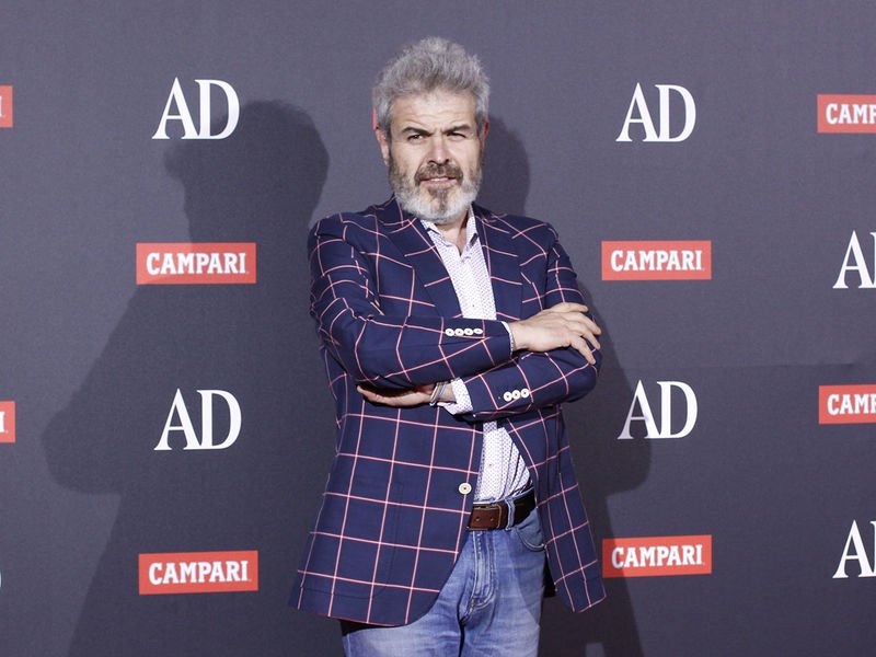 lapropuesta_web's tweet photo. . #ENTREVISTA #LORENZOCAPRILE: "LA CLAVE DE UN BUEN DISEÑO ES LA ORGANIZACIÓN" #PREMIOSAD https://t.co/5xGGwq5SfC por @AngeleesCiacio /@MaestrosCostura @tve_tve @dypCom https://t.co/0C3dXvBgvs