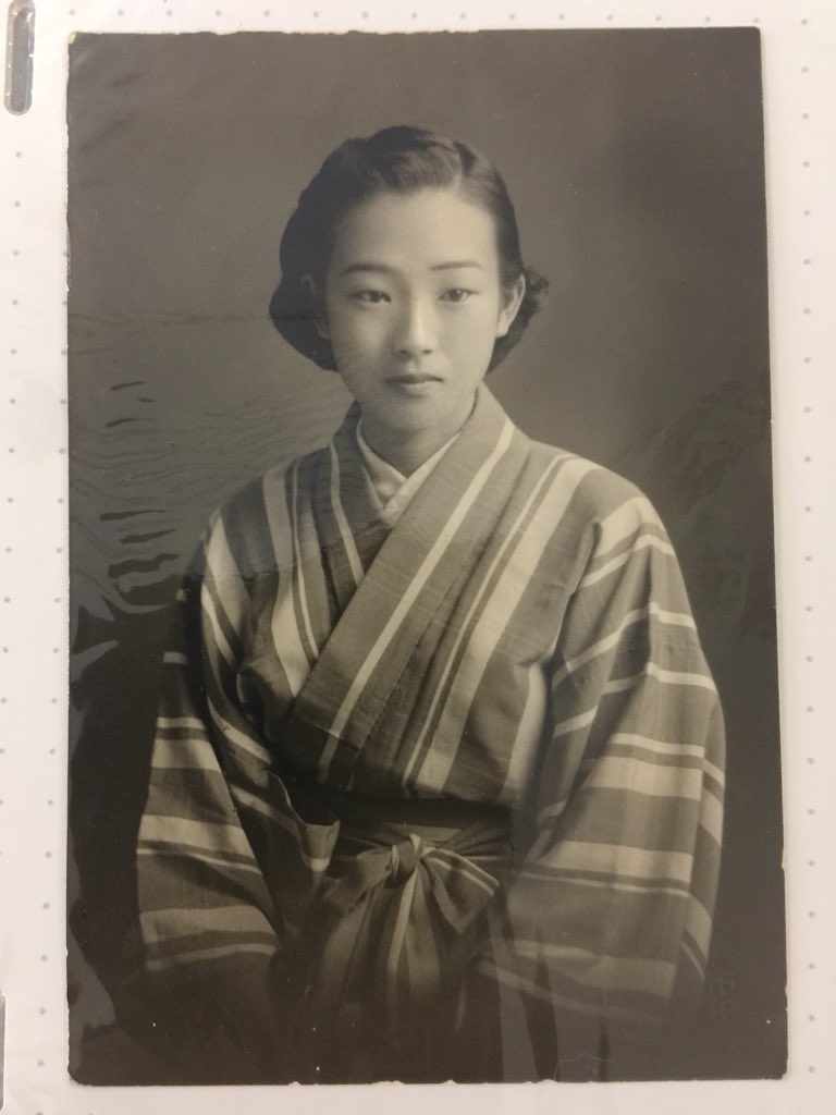 吉永小百合さんのデビュー時の写真を見た女子高生 カラコンも盛りアプリもないのにこの美貌は凄すぎる 2ページ目 Togetter