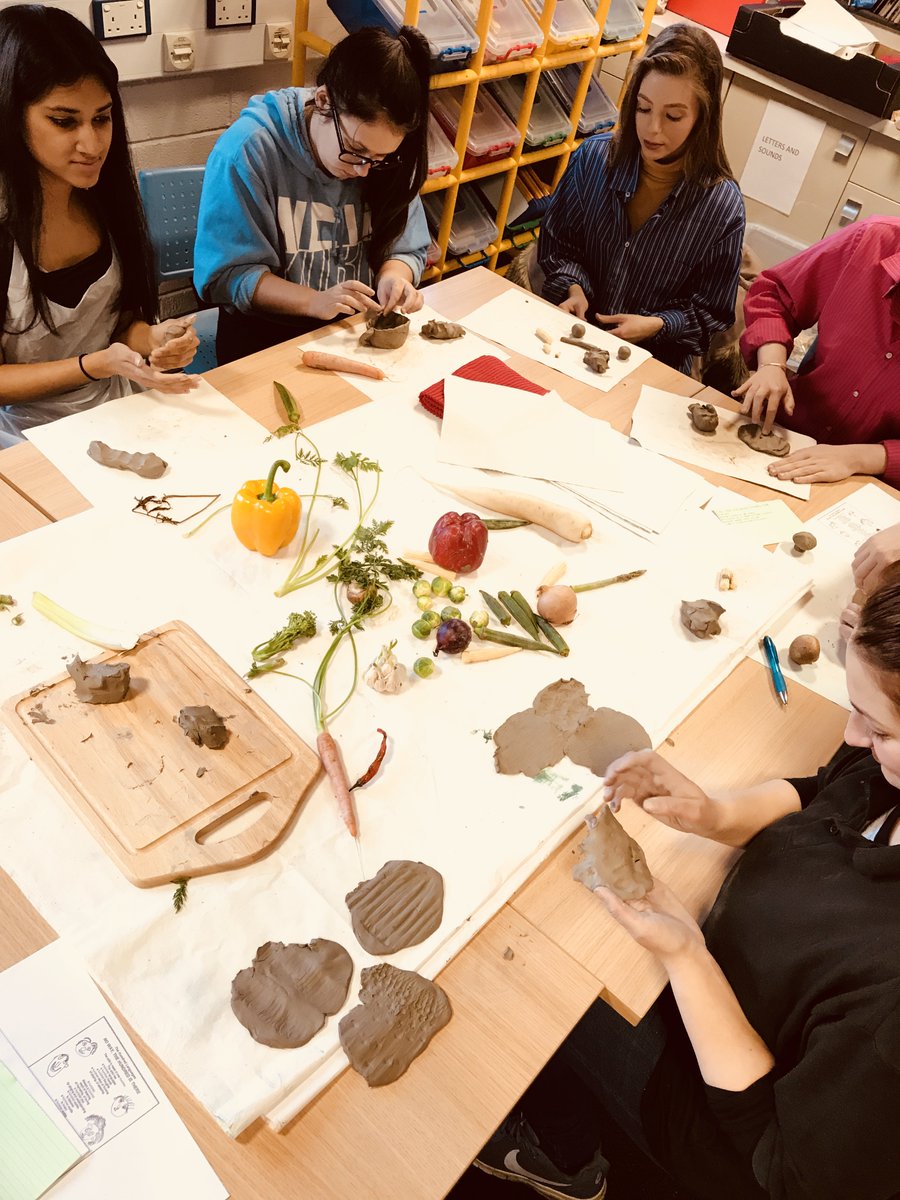 UniofStaffsNews's tweet image. Students @StaffsUni @EarlyYearsSU have been been getting hands on with clay, creating exciting play based activity for 0-5 year olds as part of new initiative Clay for Learning! bit.ly/2tl4cT4 #clayforlearning #educlaytion